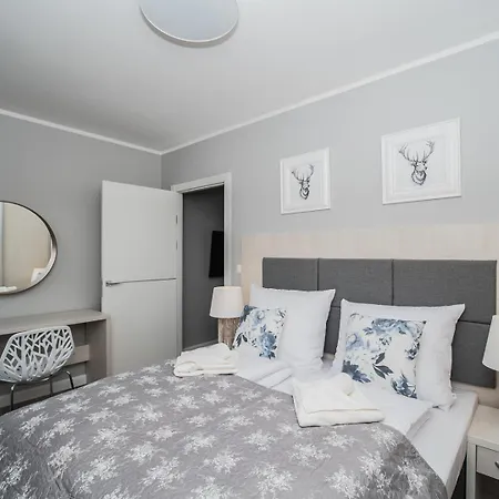 Every Sky 11 Listopada 10 아파트 스클라르스카포렘바