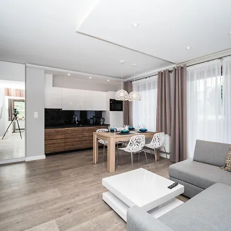 Apartment Every Sky 11 Listopada 10 *